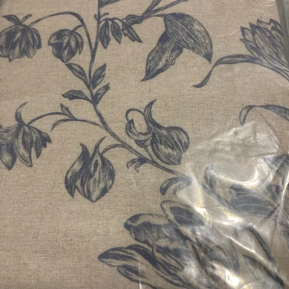 NWTS Floral Linen Shower Curtain - Picture 3 of 6